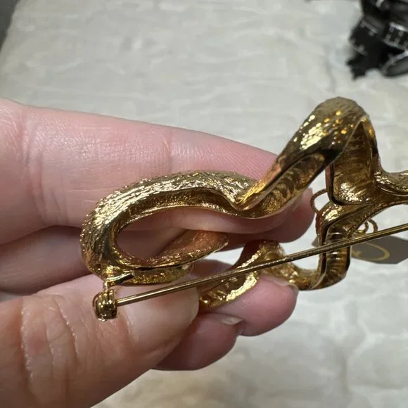St. John Designer Brooch Pin Open Star Textured Gold Tone Signed